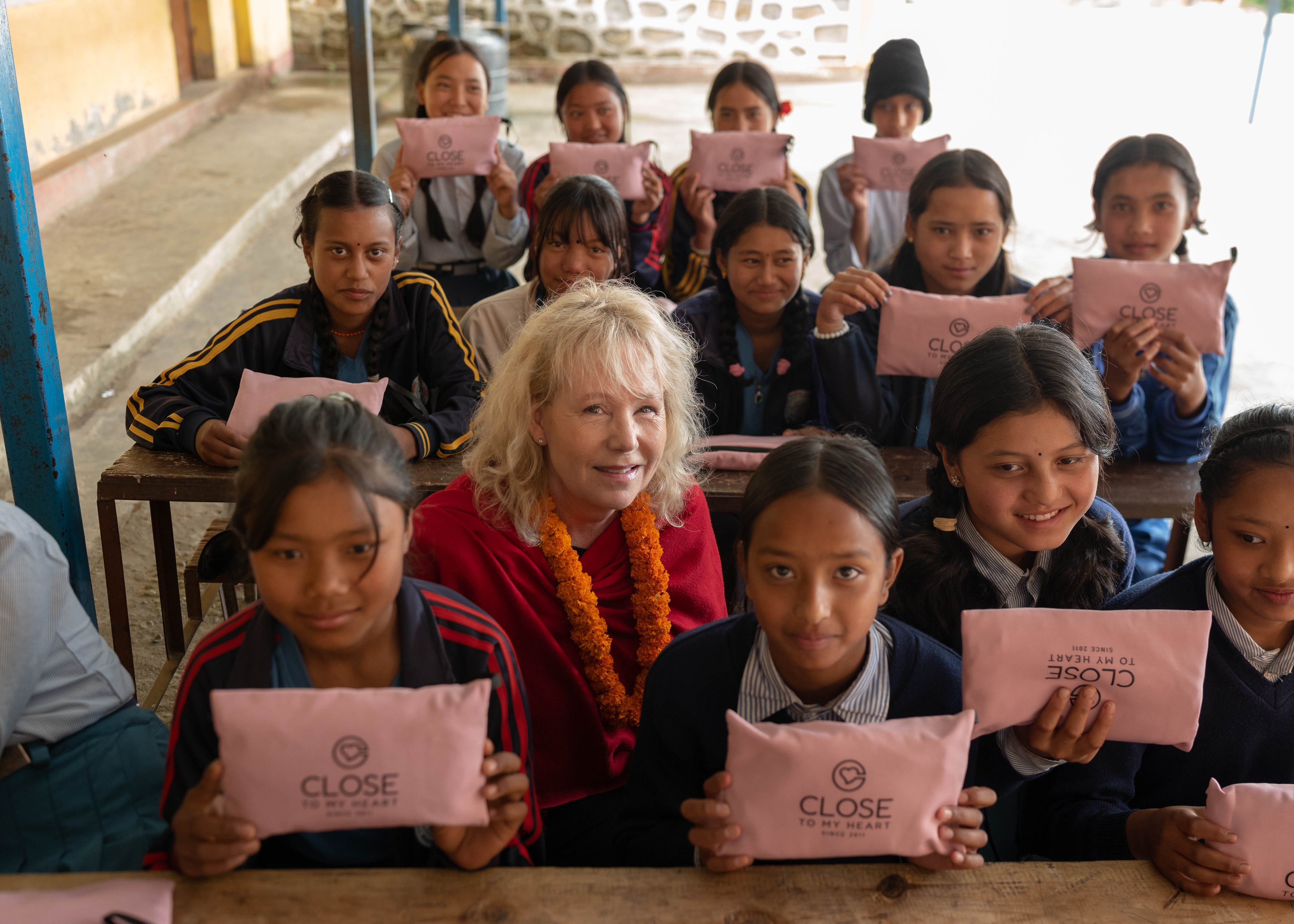 Mer enn klær, en historie om mening, skolegang og håp