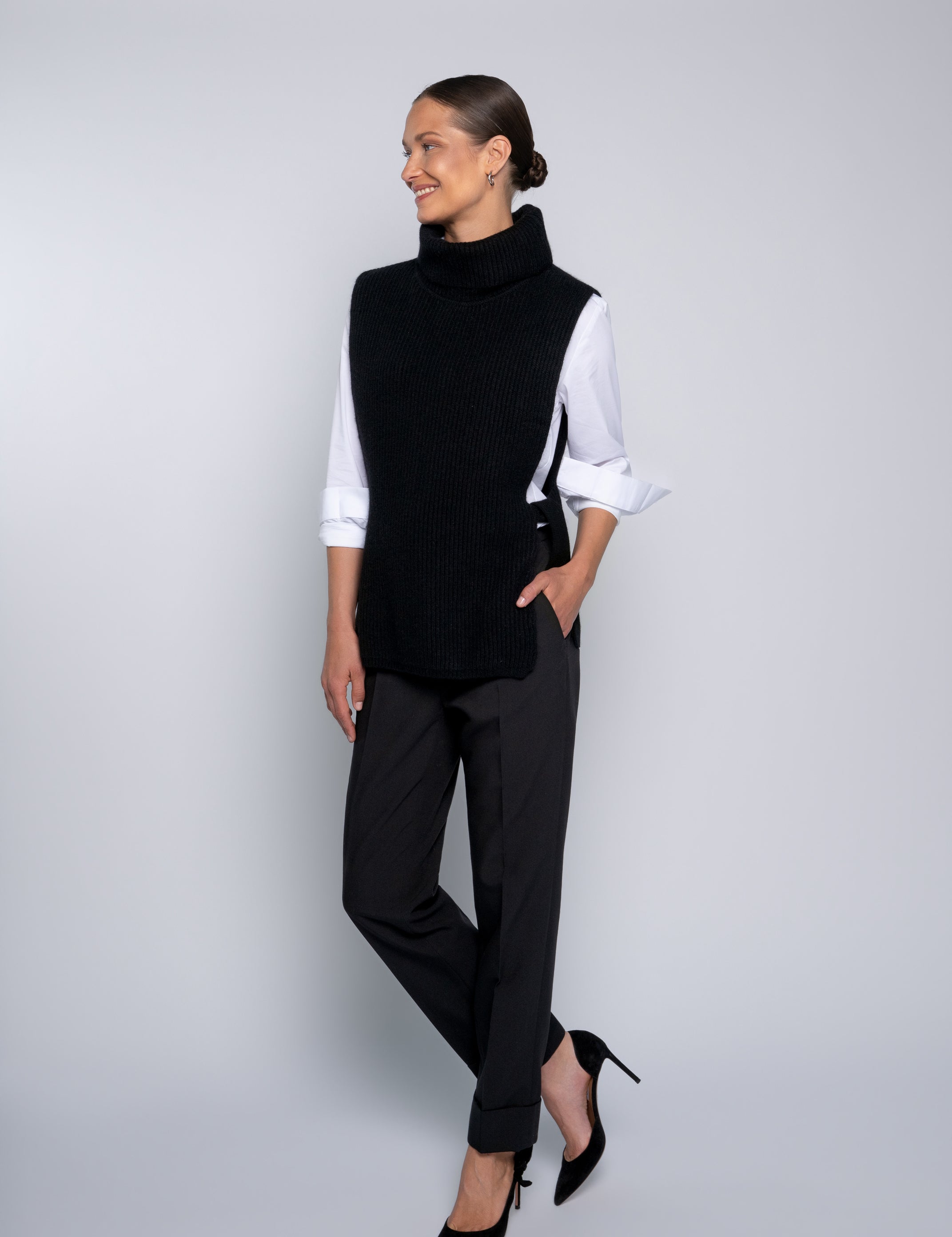 Close to my heart Amy bib vest Bib Neck Black