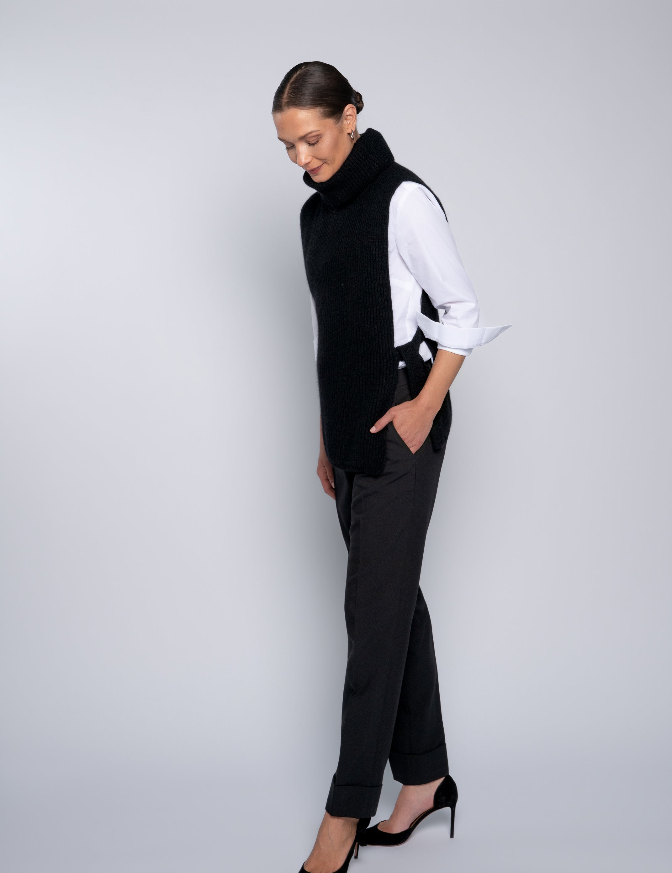Close to my heart Amy bib vest Bib Neck Black