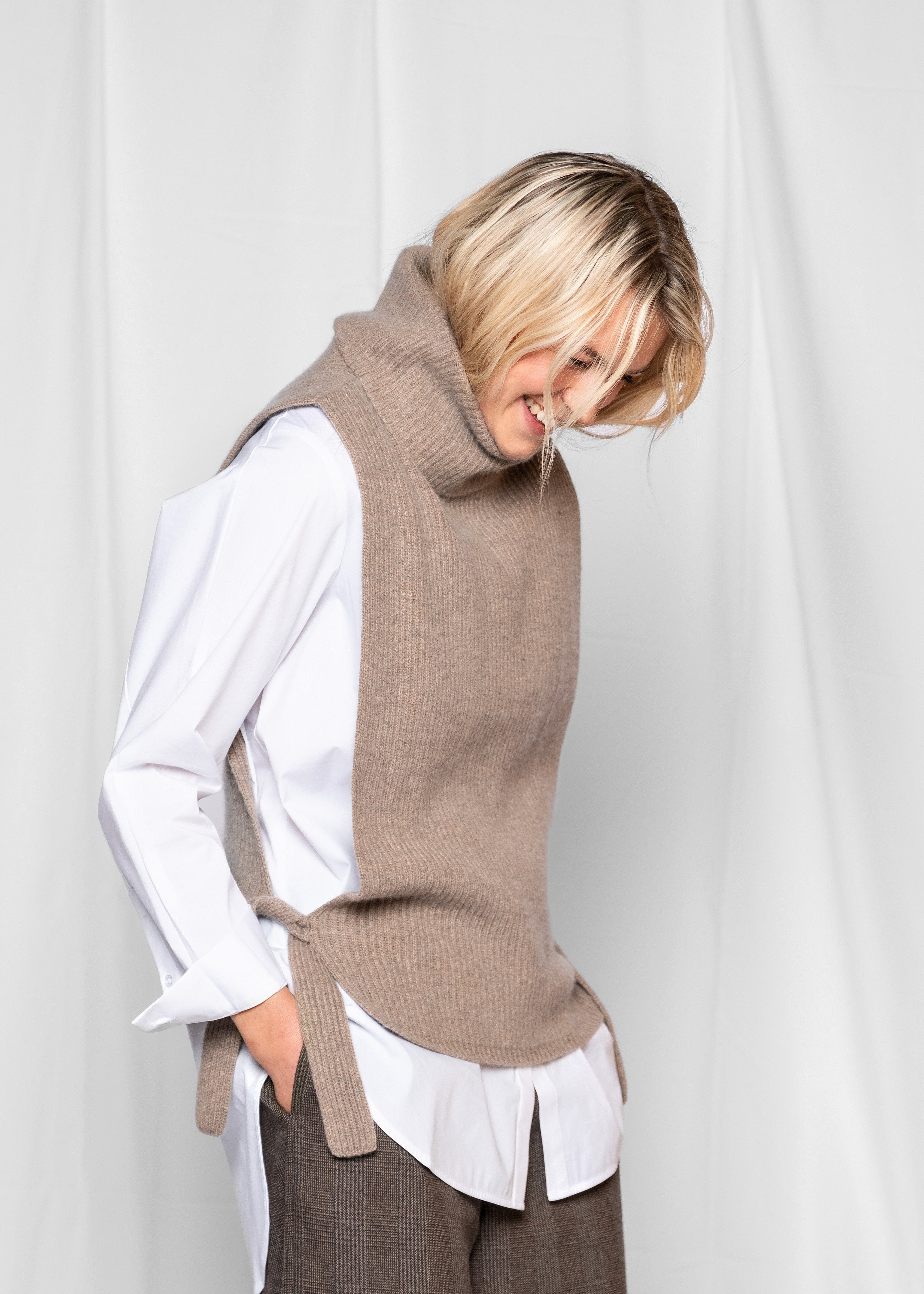 Close to my heart Amy bib vest Bib Neck Fudge Melange
