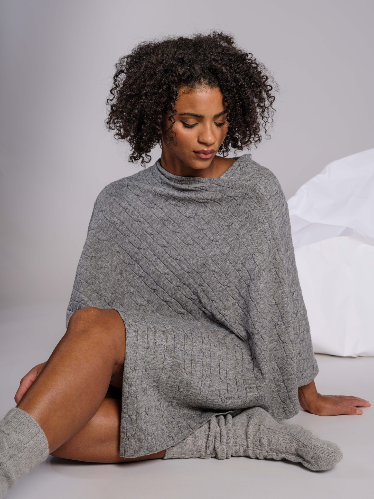 Close to my heart Carrie Poncho Poncho Grey