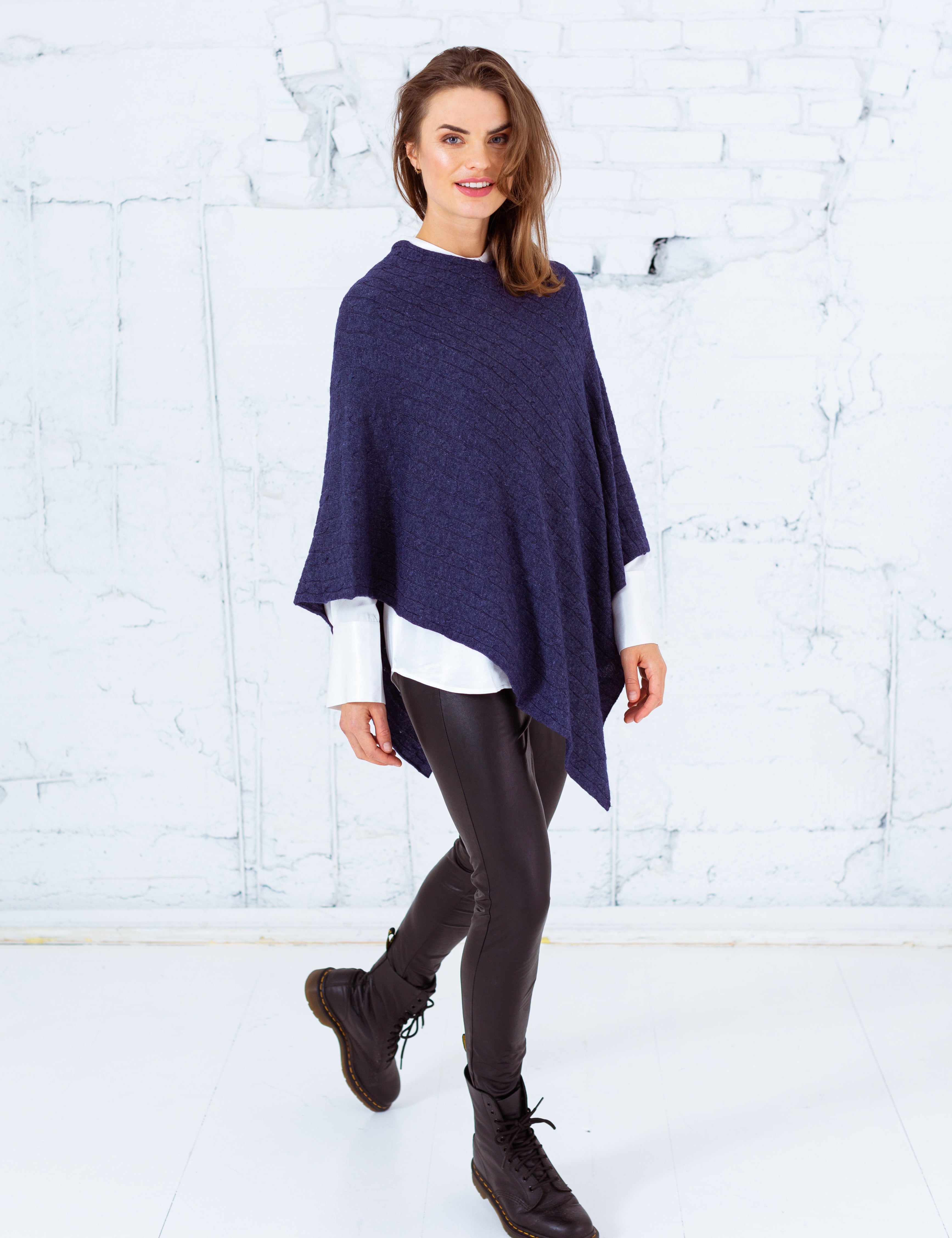 Close to my heart Carrie Poncho Poncho Midnight Blue