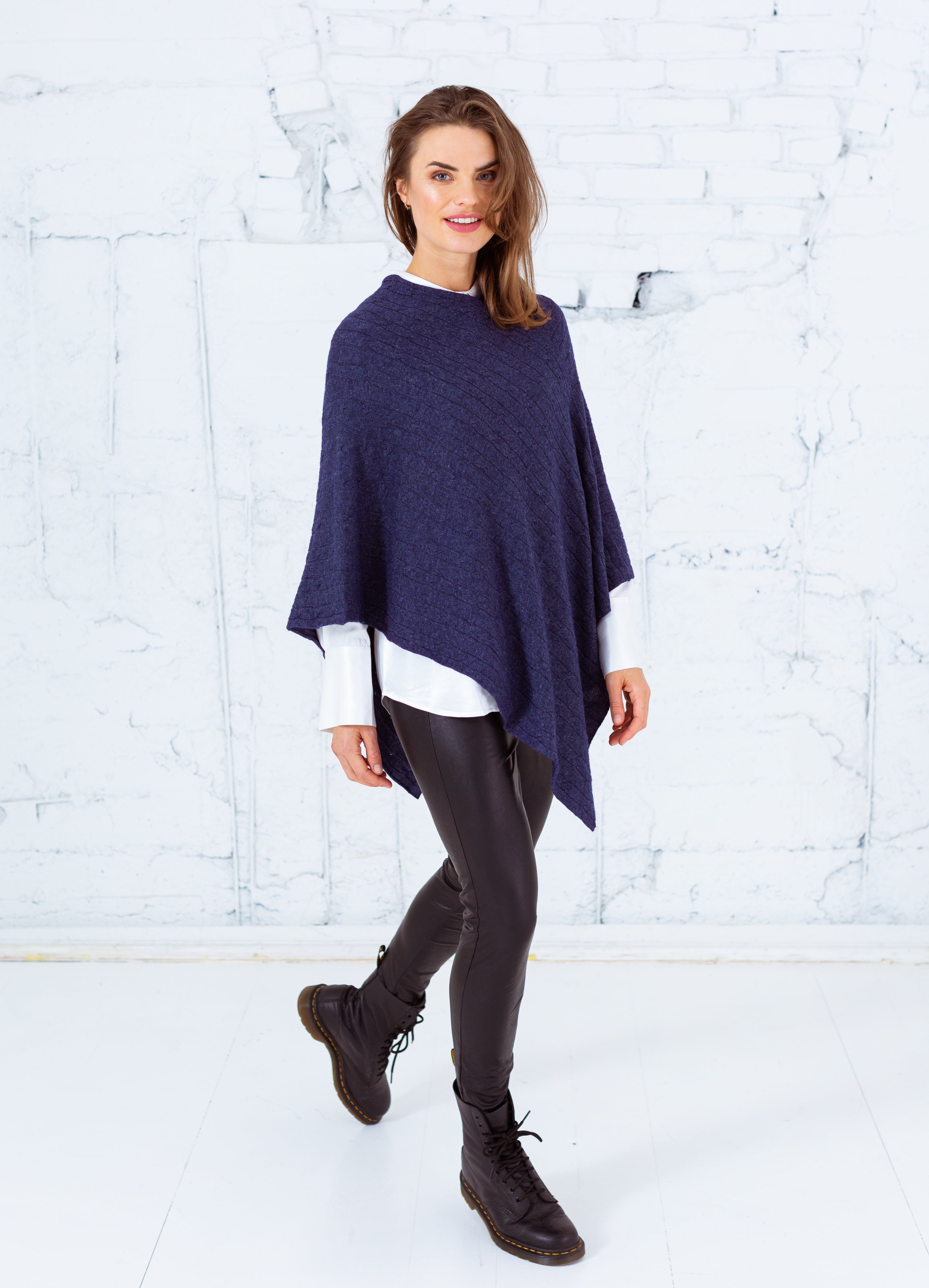 Close to my heart Carrie Poncho Poncho Midnight Blue