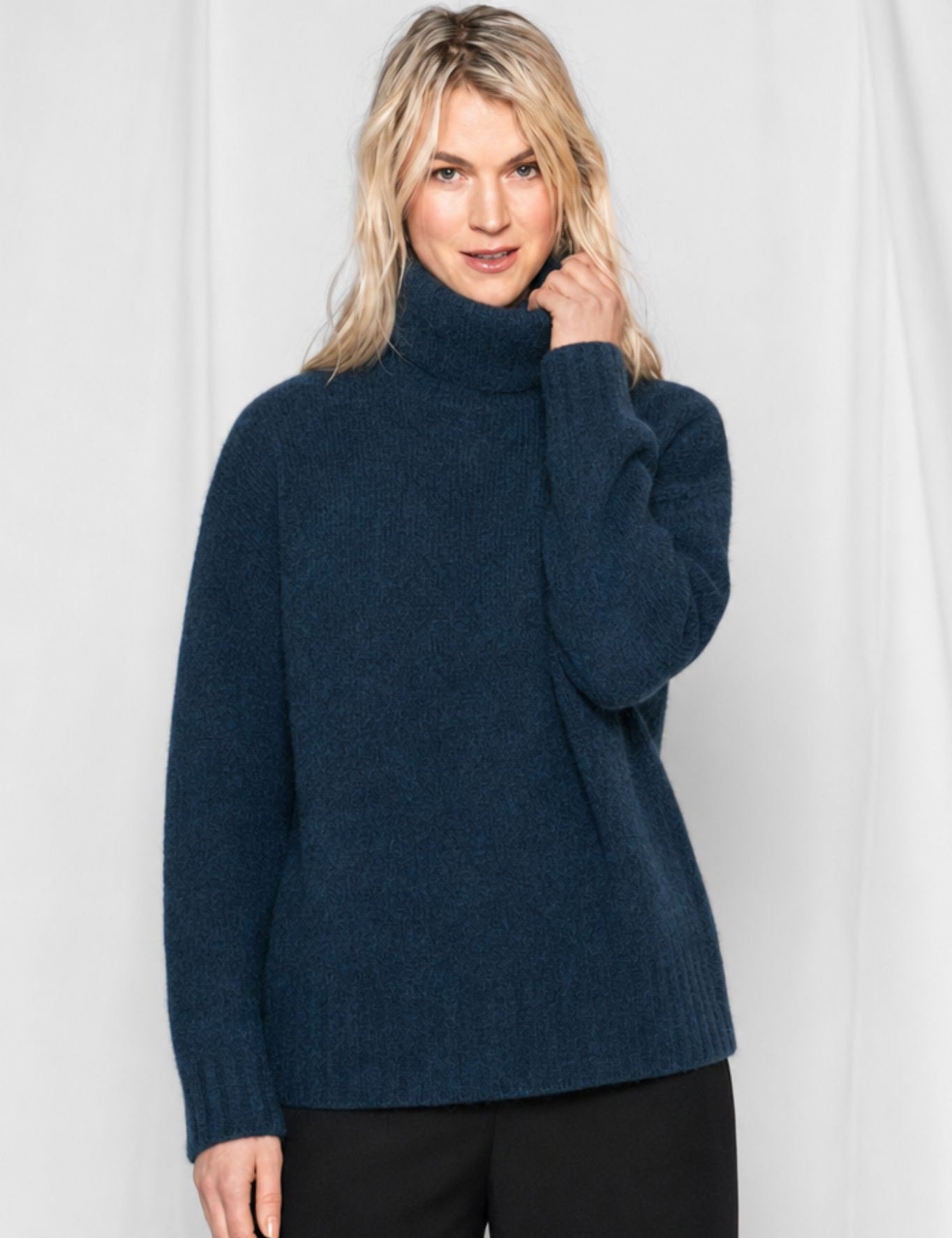 Close to my heart Dawn mohair genser Sweater knitted Midnight