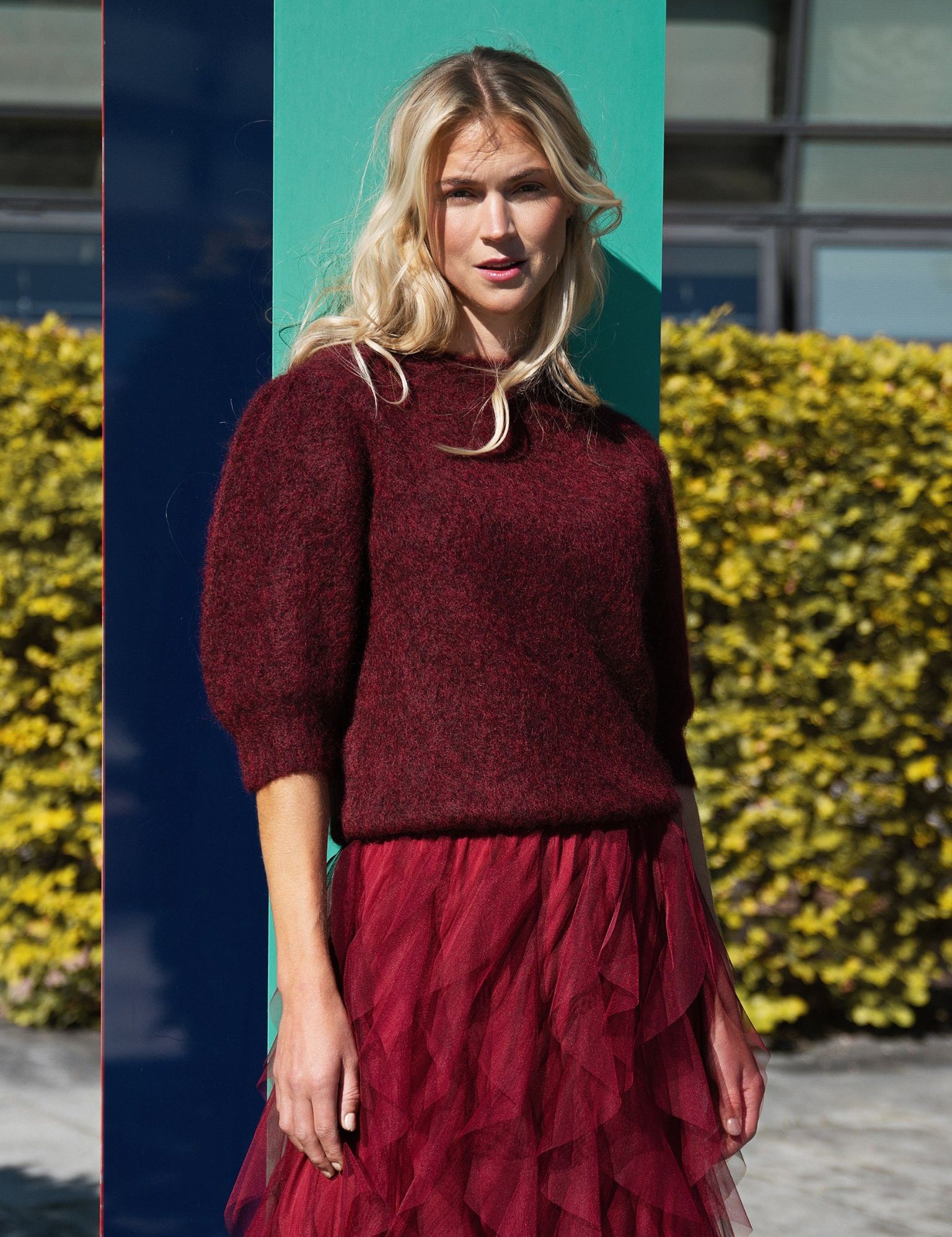 Close to my heart Gemma Genser Sweater knitted Garnet Red