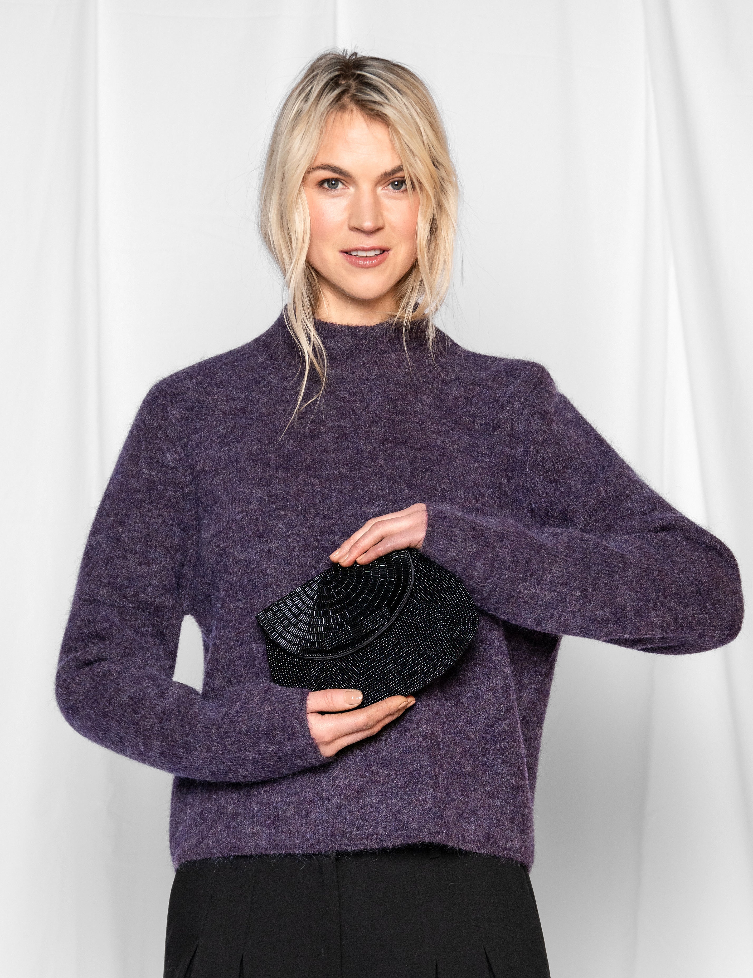 Close to my heart Goldie crew mohair genser Sweater knitted Deep Plum
