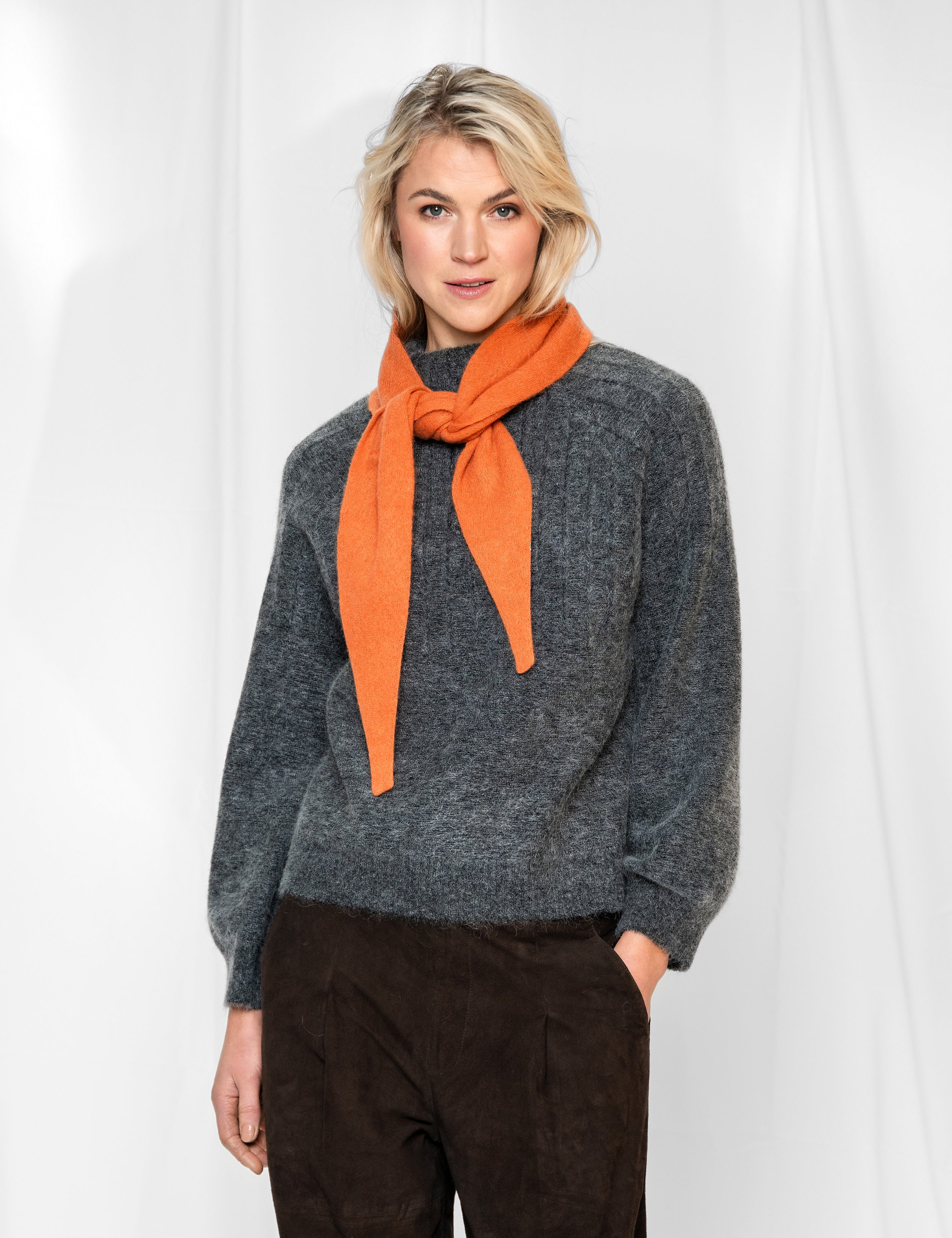 Close to my heart Lea kid mohair genser Sweater knitted Charcoal