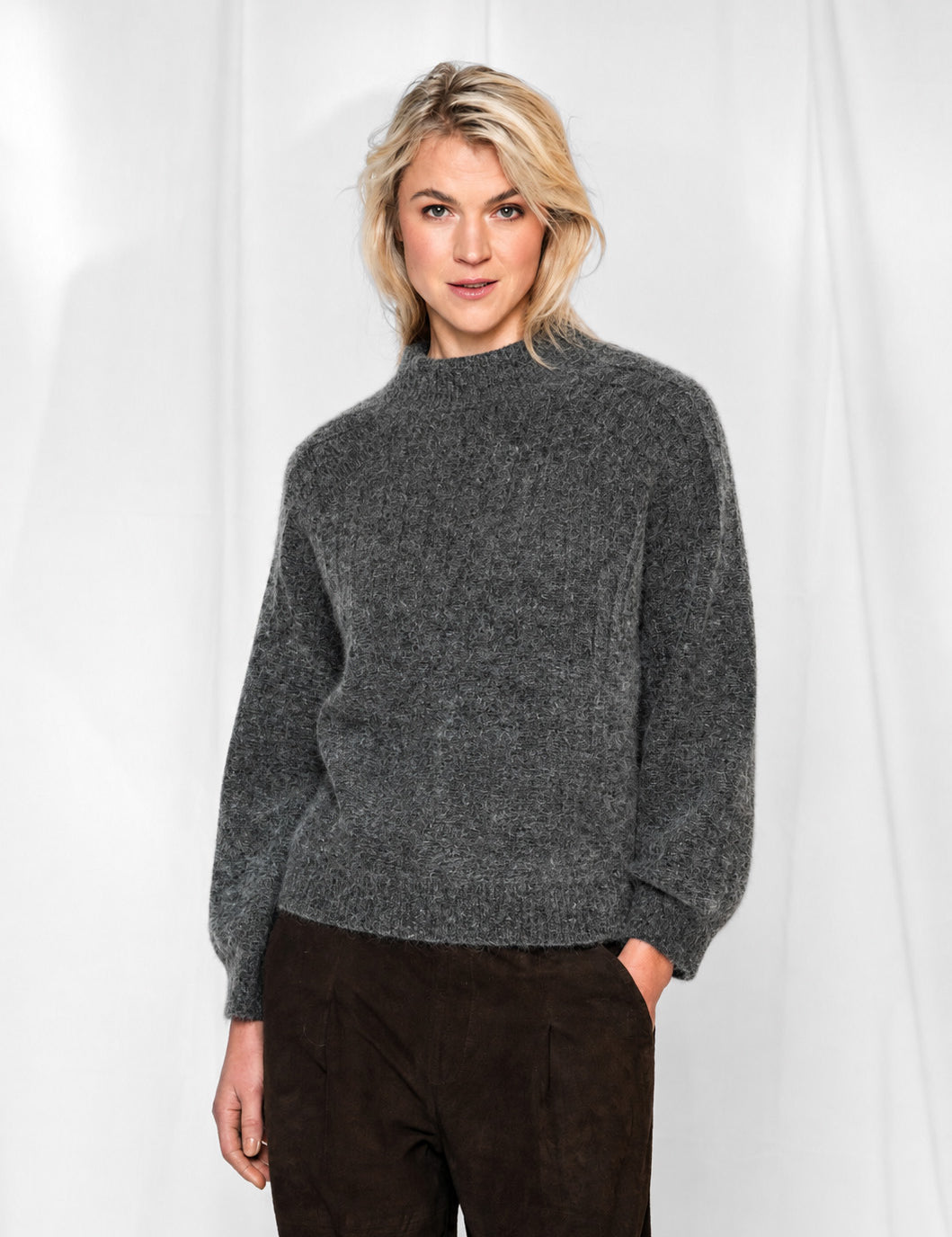 Close to my heart Lea kid mohair genser Sweater knitted Charcoal