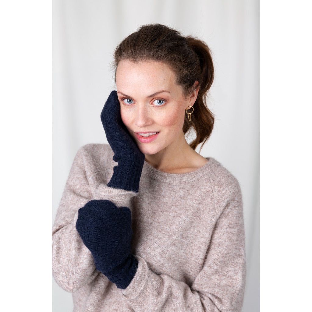 Close to my heart Lucas merino cashmere mittens Mittens