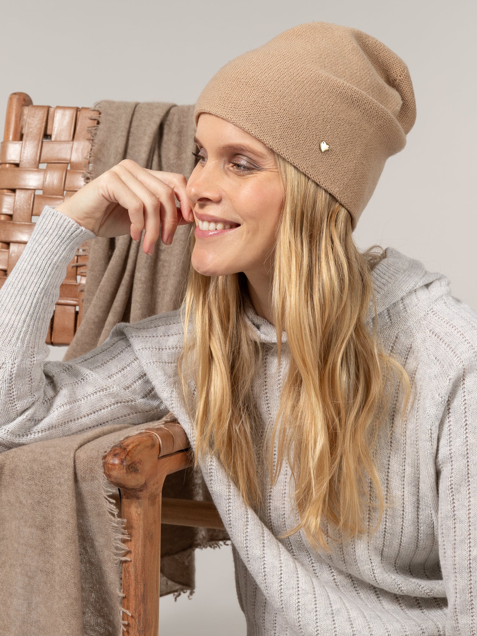 Close to my heart Lucy merino cashmere Hat Hat Camel