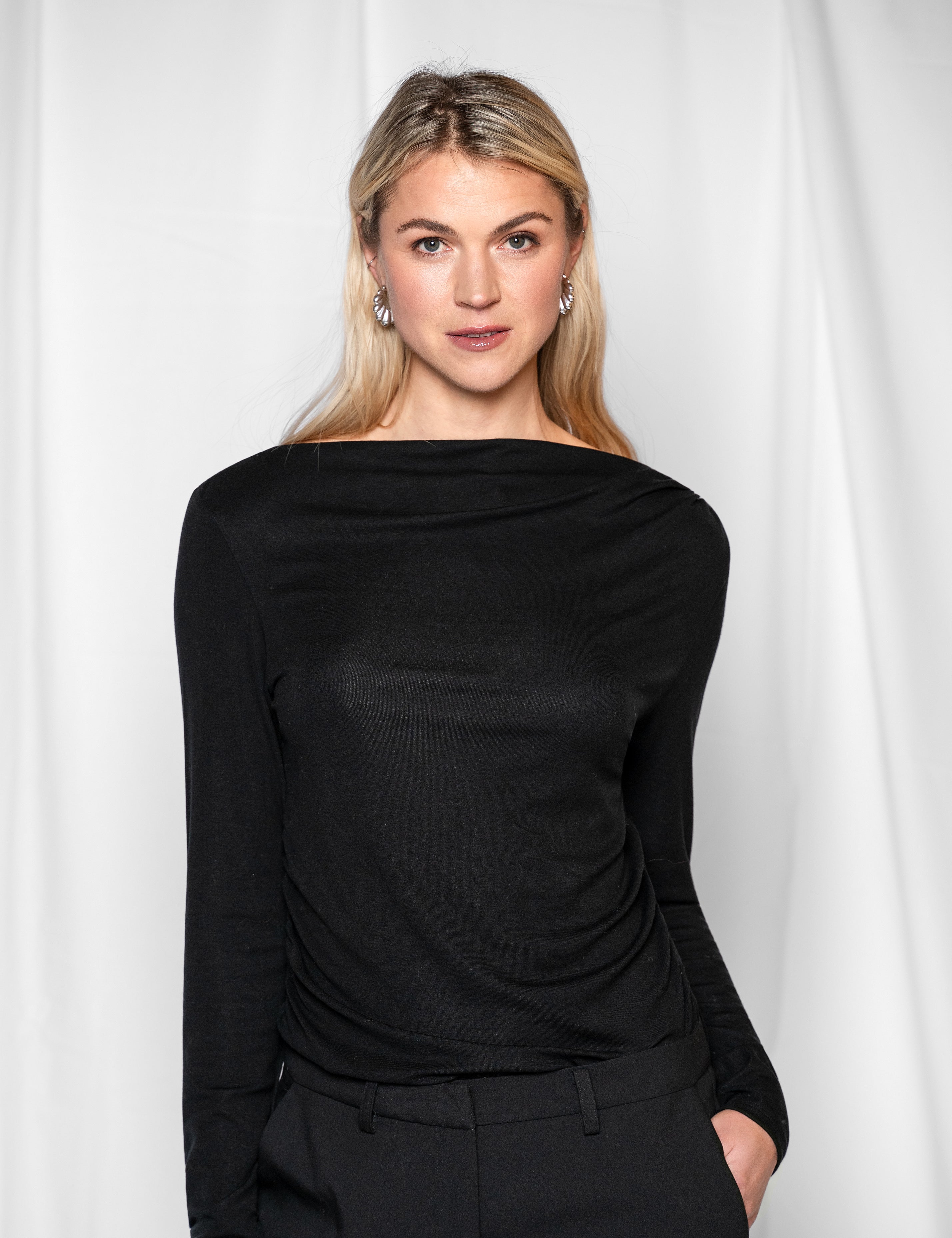 Close to my heart Lumi langermet ull genser Top Black
