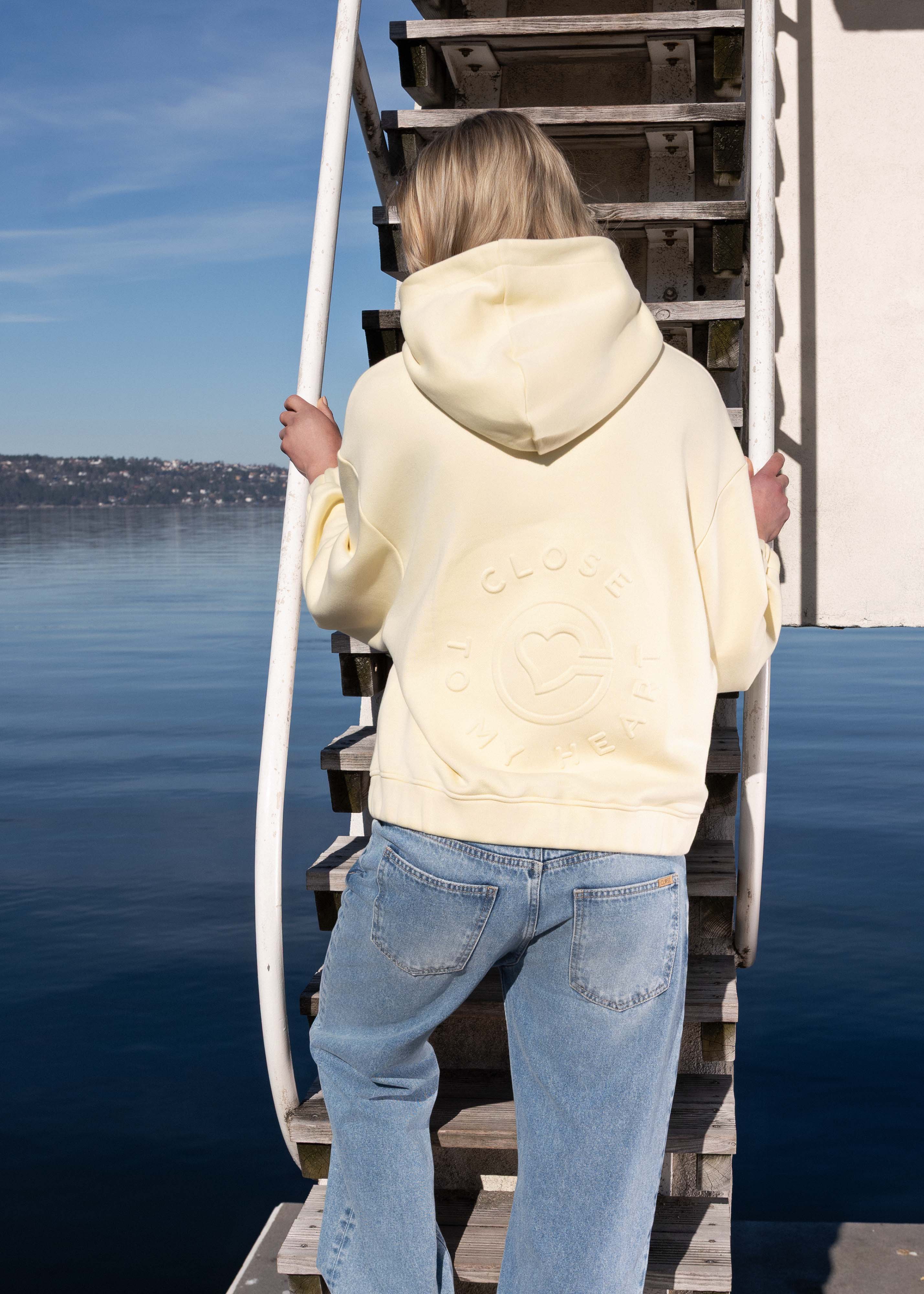 Close to my heart Nova hoodie Hoodie Banana Milk