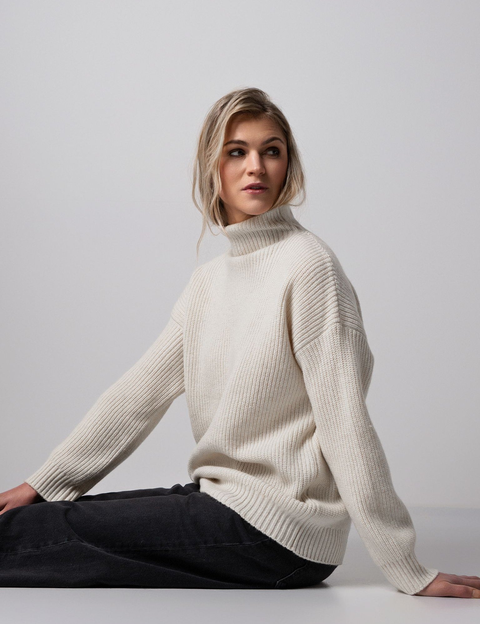 Close to my heart Violet tuck sweater Sweater knitted Natural